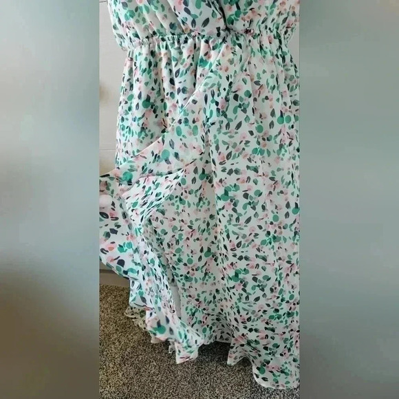 Annabella Confetti Splashed Cross Front Mini dress Size Large - Picture 9 of 10